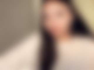 Mia's Live Sex Cam Show