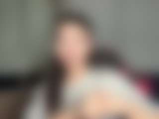 Live cam show with Mia - Butt Plug on Camsoda