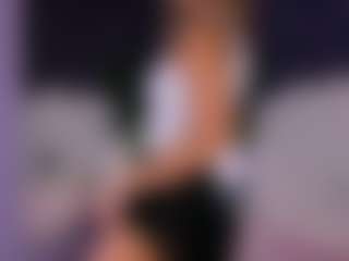 ElizaMayers's Live Sex Cam Show