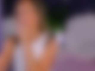 Live cam show with ElizaMayers - Strip on Camiplay Live