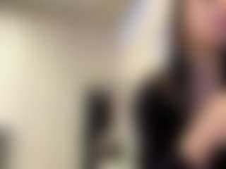 Live cam show with FredaCovino - Gray Eyes on xxxlivecams.org