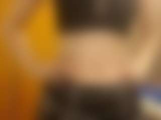 Live cam show with Mia - Solo on fapnchat