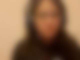 Mia's Live Sex Cam Show