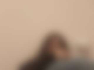 Mia's Live Sex Cam Show
