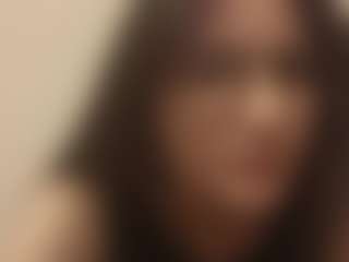 Mia's Live Sex Cam Show