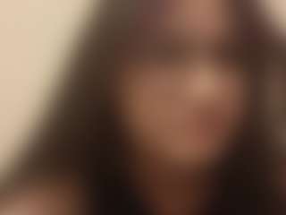 Mia's Live Sex Cam Show