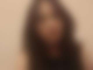 Mia's Live Sex Cam Show