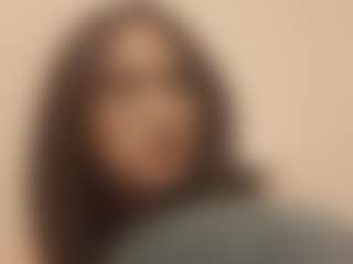 Mia's Live Sex Cam Show