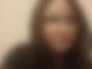 Mia's Live Sex Cam Show