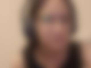 Mia's Live Sex Cam Show