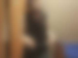 Live cam show with Mia - Flirt on Camsoda