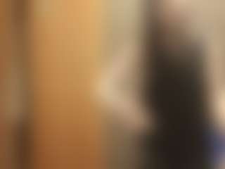 Mia's Live Sex Cam Show