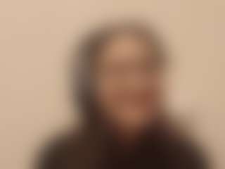 Mia's Live Sex Cam Show