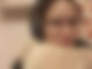 Mia's Live Sex Cam Show