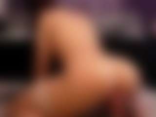 Live cam show with LisaBonna - Barelylegal on mypornchat.com