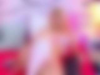 Mari-Luna's Live Sex Cam Show