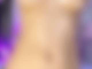 Live cam show with Mari-Luna - Cute on Camming Site