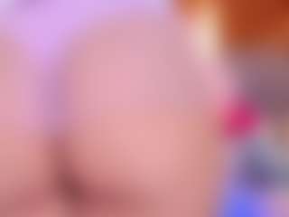 Live cam show with Mari-Luna - Cute on CamwithHer