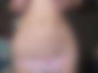 NenaCrenwelge's Live Sex Cam Show