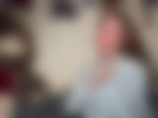 Live cam show with NenaCrenwelge - Facial Piercings on WildCum