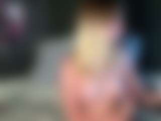 Fluffy-Cloude's Live Sex Cam Show