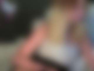 Fluffy-Cloude's Live Sex Cam Show