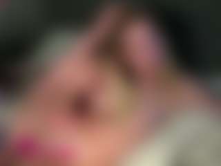 Fluffy-Cloude's Live Sex Cam Show