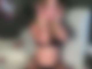 Fluffy-Cloude's Live Sex Cam Show