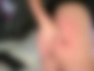Fluffy-Cloude's Live Sex Cam Show
