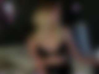 Fluffy-Cloude's Live Sex Cam Show