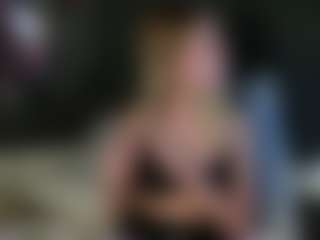 Fluffy-Cloude's Live Sex Cam Show