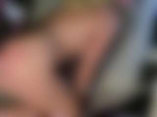 Fluffy-Cloude's Live Sex Cam Show