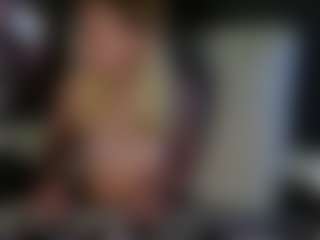 Fluffy-Cloude's Live Sex Cam Show
