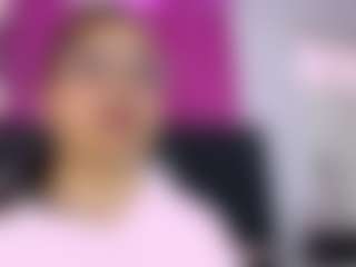 Live cam show with TatianaMoretti - New Blowjob on Dolls Live