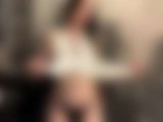 AlbertinaBendtsen's Live Sex Cam Show