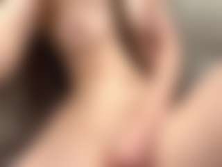 AlbertinaBendtsen's Live Sex Cam Show
