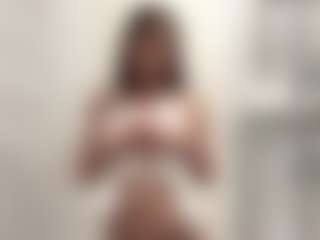 AlbertinaBendtsen's Live Sex Cam Show