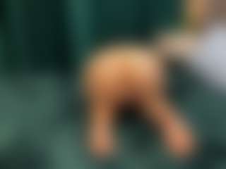 Live cam show with AlbertinaBendtsen - Dirty Talk on Camsoda