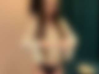 Live cam show with AlbertinaBendtsen - Squirt on Gym Cam Girls