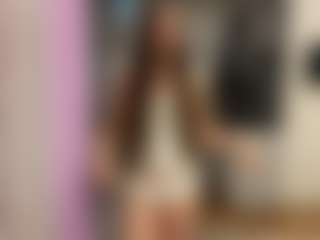 Live cam show with AlbertinaBendtsen - Dildo Or Vibrator on Dare Cams