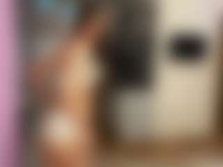 Live cam show with AlbertinaBendtsen - Nipple Play on madthumbs