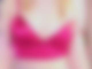 Live cam show with IceRosee - Blonde Hair on TastyBlacksLive