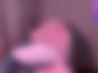 Live cam show with liliqilli - Strip Brown Hair on Livezox