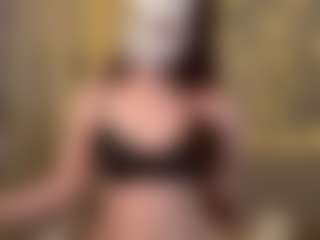 Live cam show with liliqilli - Brown Hair on CamSextacy