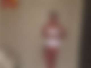 Live cam show with ValeriaWrinn - Green Eyes on Hubzter Live