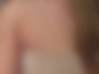 Show en direct avec ValeriaWrinn - Blonde Hair Amateur sur Camsoda