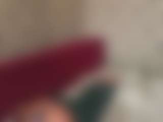 Live cam show with ValeriaWrinn - Foot Fetish Blonde Hair on anonymated.com