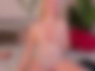 Live cam show with Alicia-Hars - Blowjob on x69.live