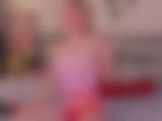 Live cam show with Alicia-Hars - Blonde Hair on SquirtSoMuch