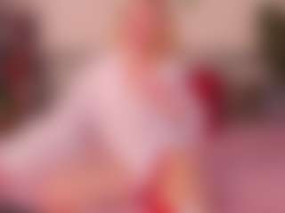 Live cam show with Alicia-Hars - Blondie on Gym Cam Girls